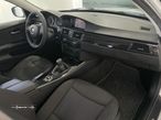 BMW 320 d Touring Navigation Sport - 40