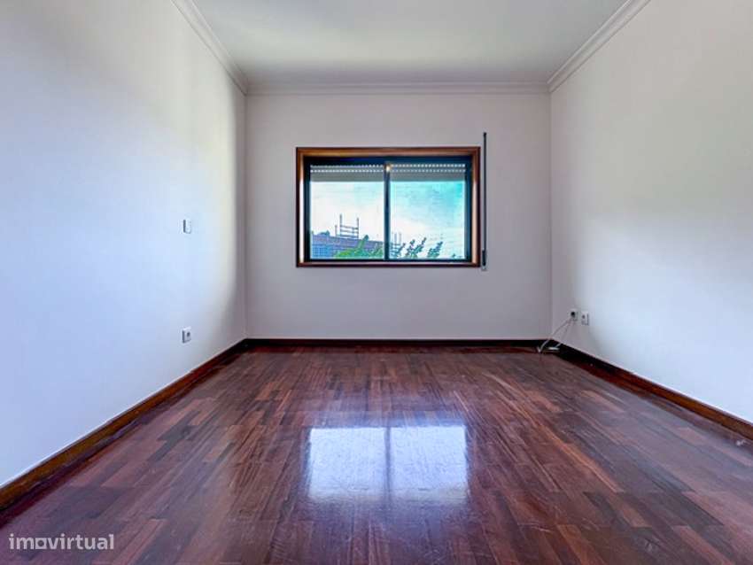 Apartamento T2 em São João de Ver-15