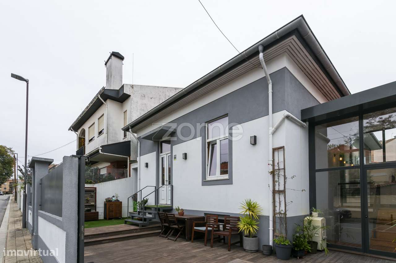 Moradia T2+1 c/estacionamento privativo e terraço no Carvalhido, Po... - Grande imagem: 2/48