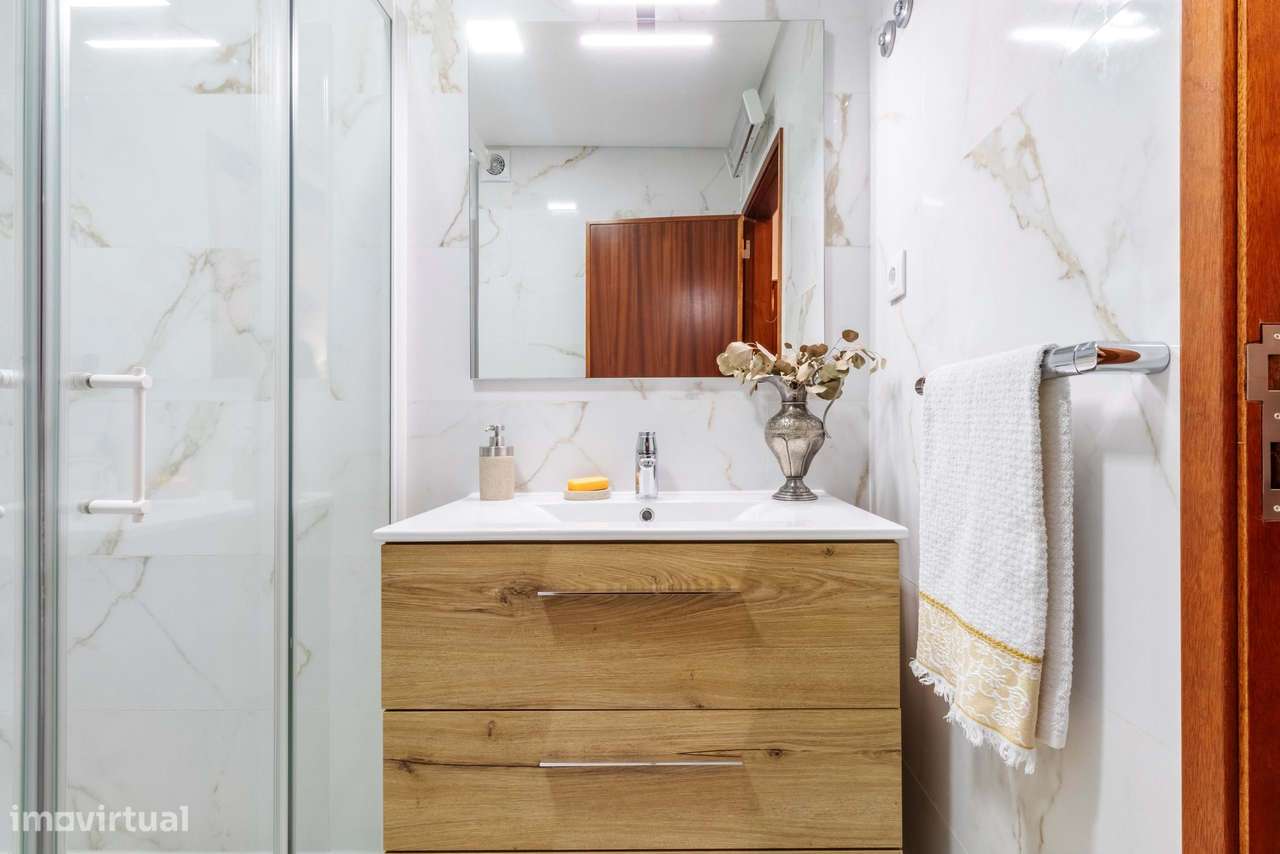 Apartamento T3 em Casal de São Brás, Amadora-34