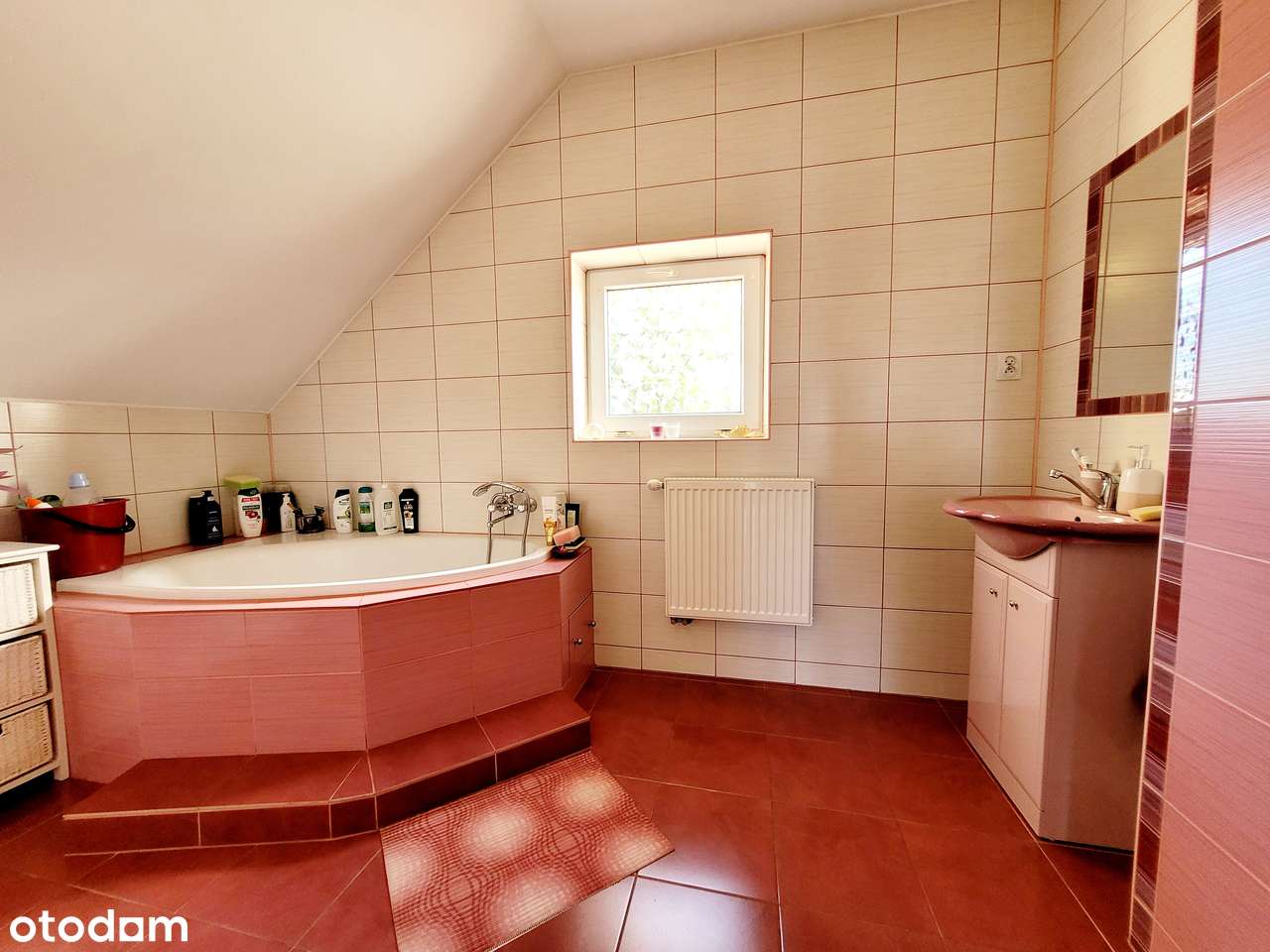 Piękny dom z bajecznym ogrodem!-12