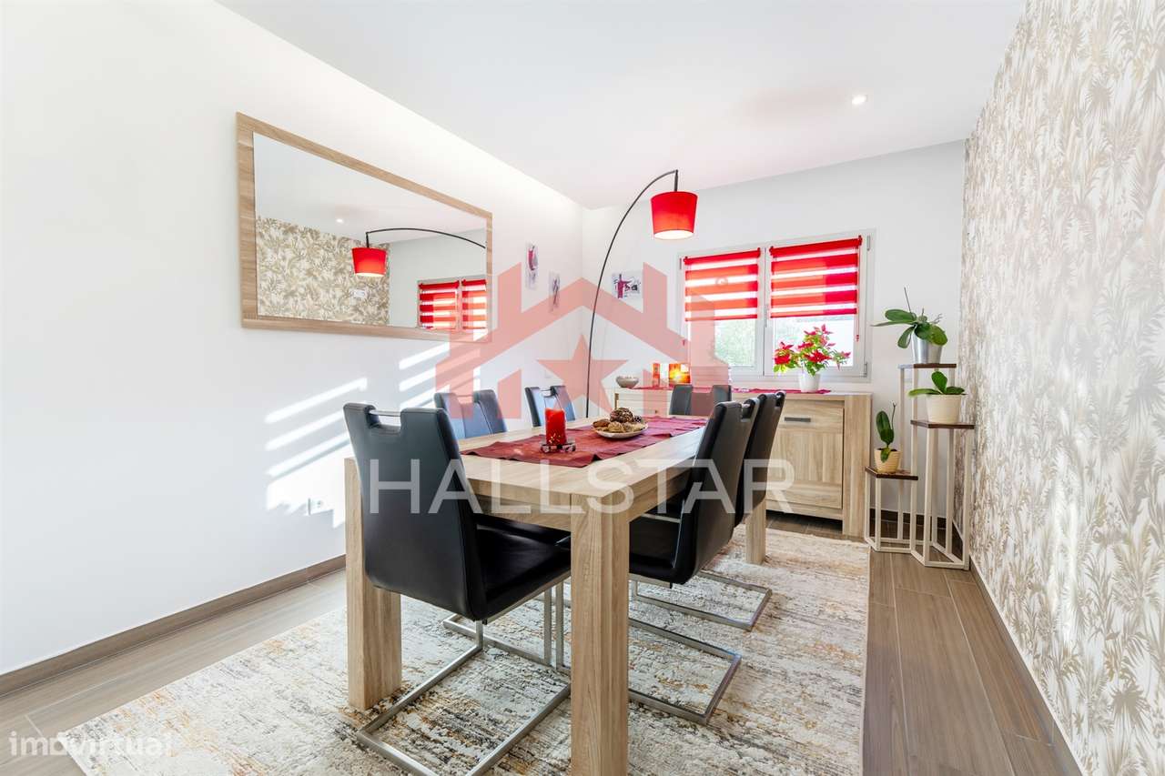 Moradia T4 / Jardim e Garagem / Cela-15