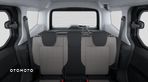 Ford Tourneo Courier - 12