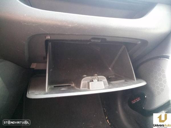 PORTA LUVAS RENAULT CLIO IV 2012 - - 4