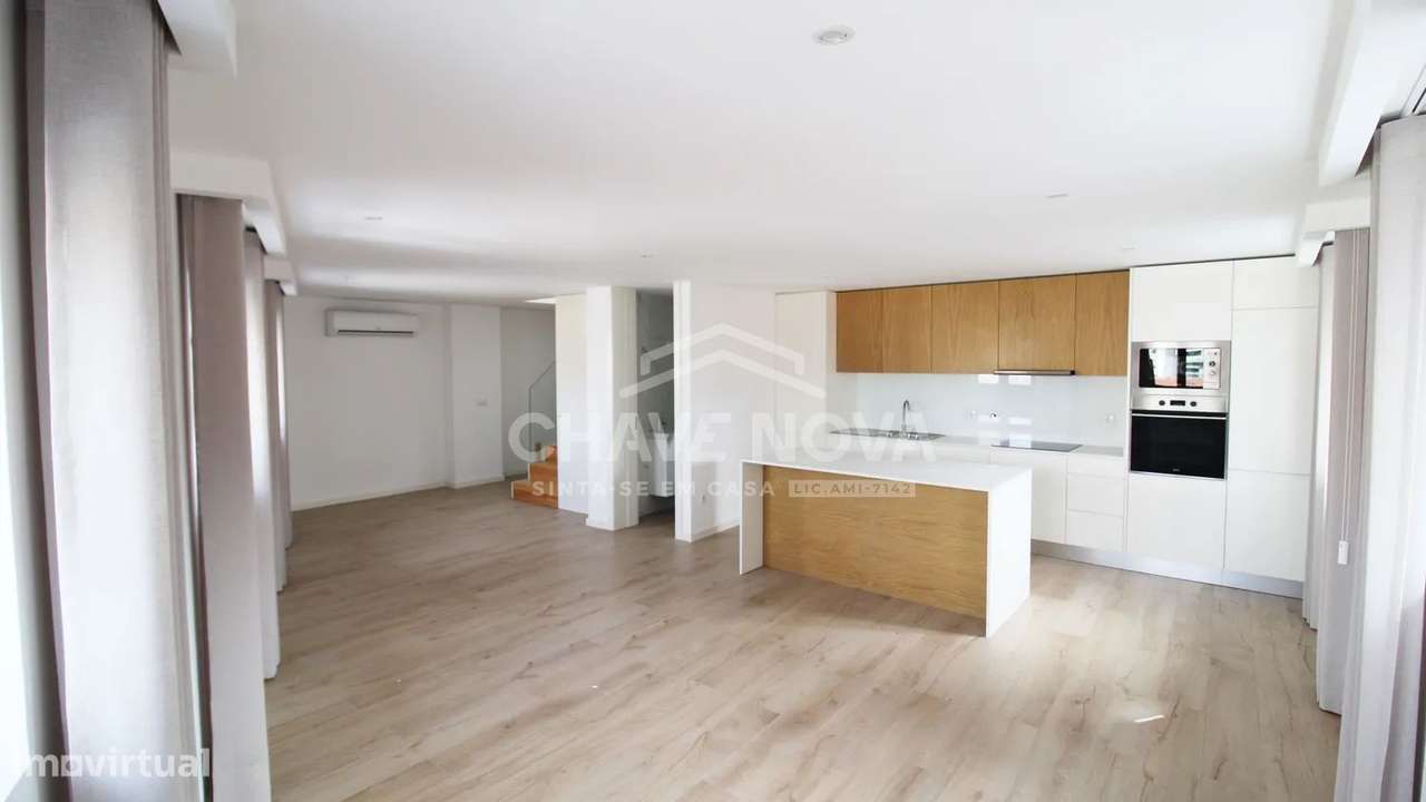 T2 Duplex Novo no Marquês – Porto-1