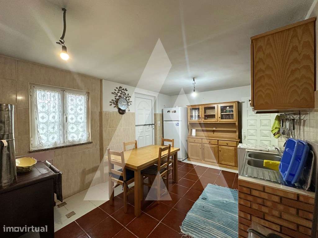 Moradia T2 Térrea nos arredores de Bustos - Grande imagem: 5/30