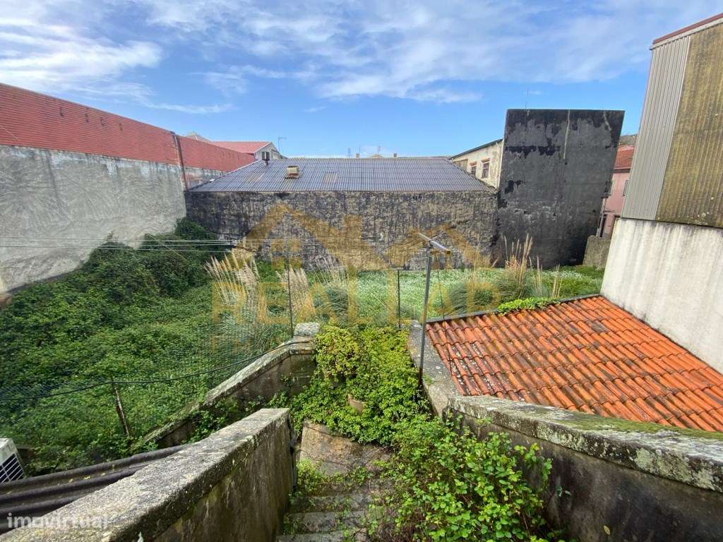 Terreno no centro de Vila do Conde - Grande imagem: 2/18