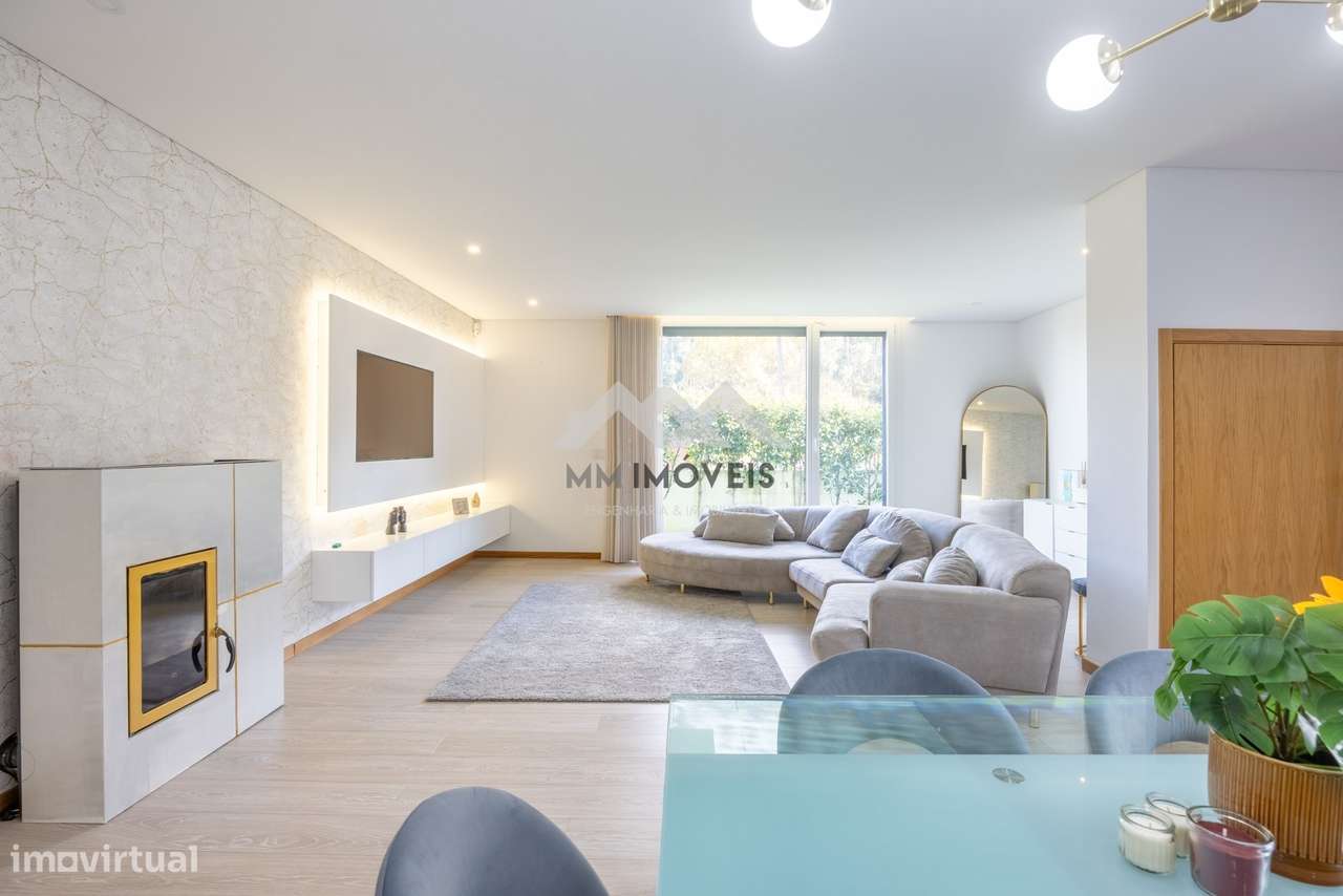 Moradia T3 | Térrea | 4 Frentes | Jardim | Terraço - Grande imagem: 4/60