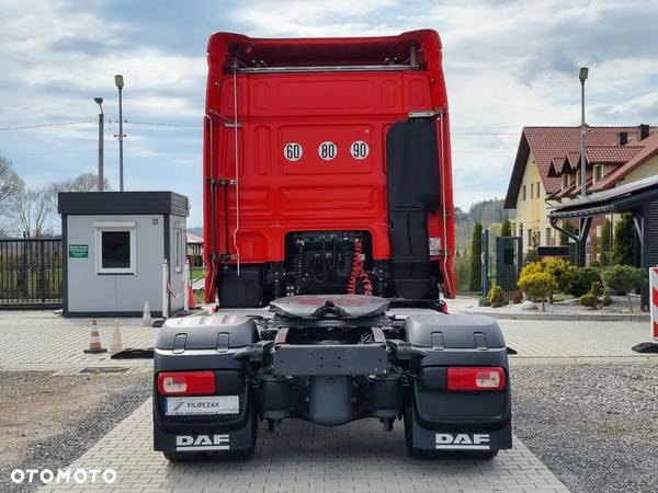 DAF XF - 11