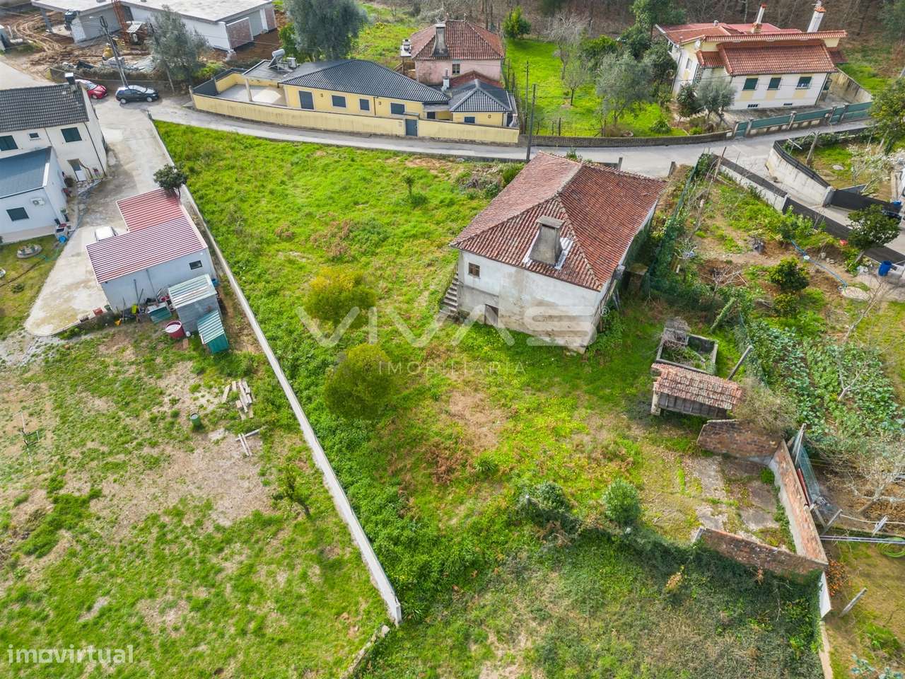 Moradia para Restaurar T0 Venda em Freiriz,Vila Verde-21