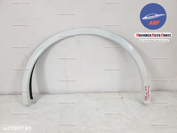 Bandou overfender dreapta spate VW Touareg 7P an 2018 2019 2020 2021 originala in stare buna. - 2