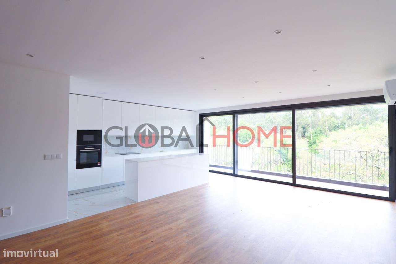 Moradia T3 Nova com Terraço e Piscina em São Pedro da Cova-6