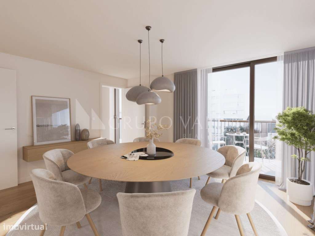 Apartamento T2 com Garagem e Arrecadação | Campo Pequeno-3