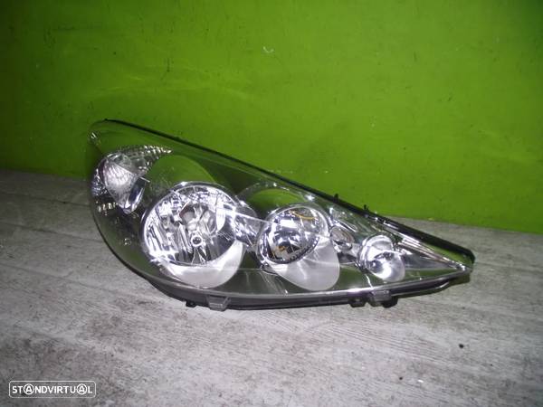 Farol Direito Peugeot 206 Plus - 2009 / 2024 - 1