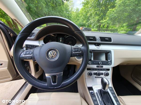 Volkswagen Passat 2.0 TDI 4Mot Highline DSG - 20