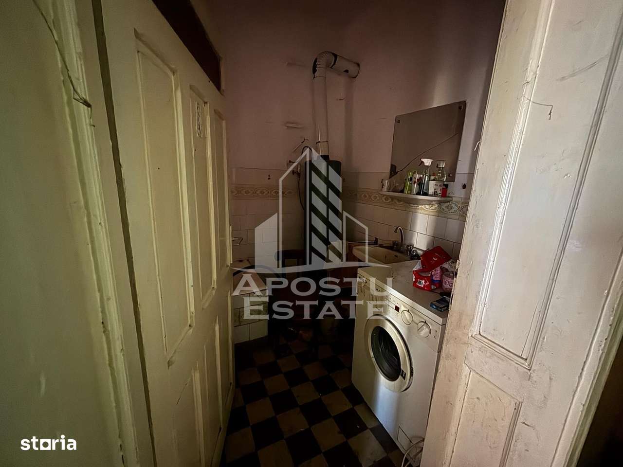 Casa cu 5 camere, 777 mp teren la MOLDOVA VECHE, ideal casa de vacanta - Imagine principală: 5/11