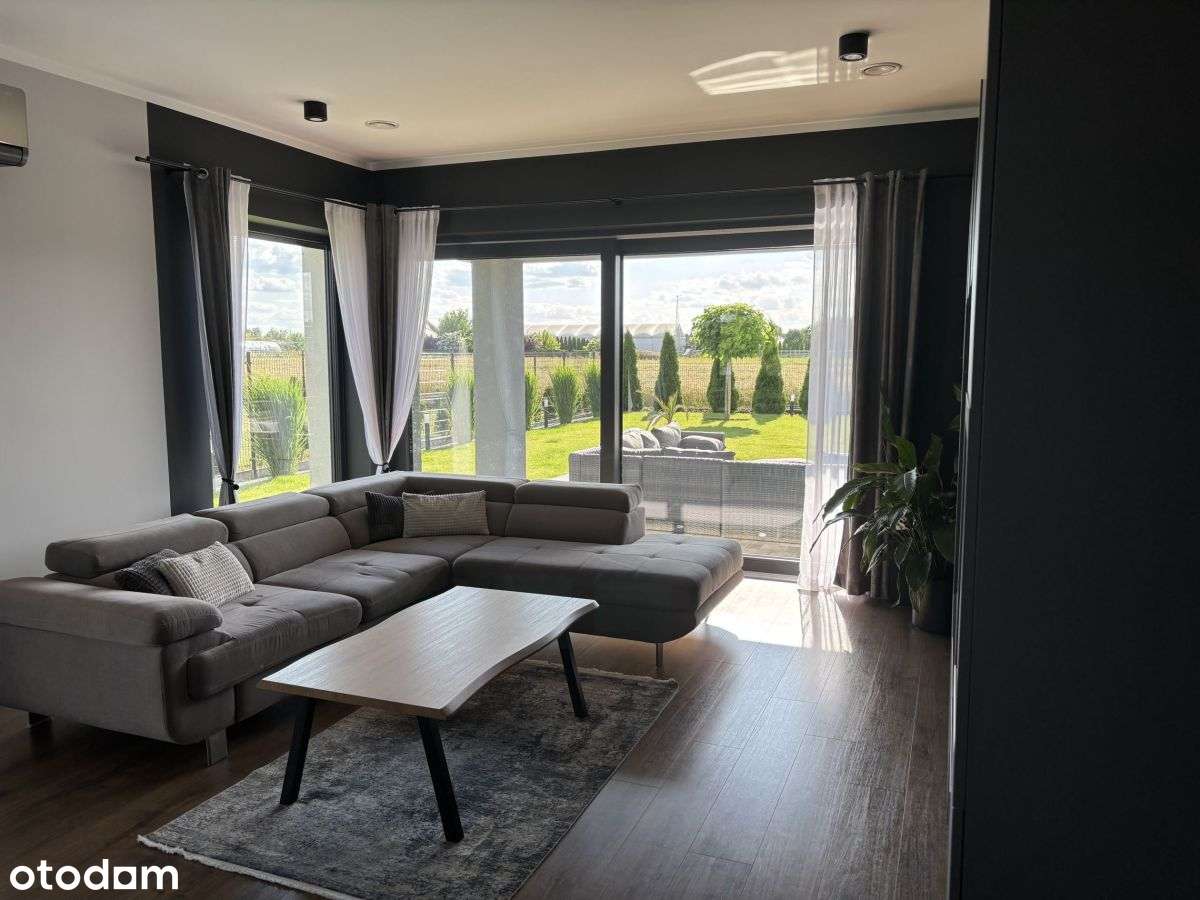 Komfortowy dom w Dominowie.-12