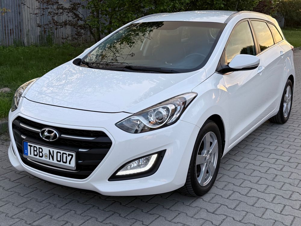 Hyundai i30 II 1.6 CRDi Premium 2016