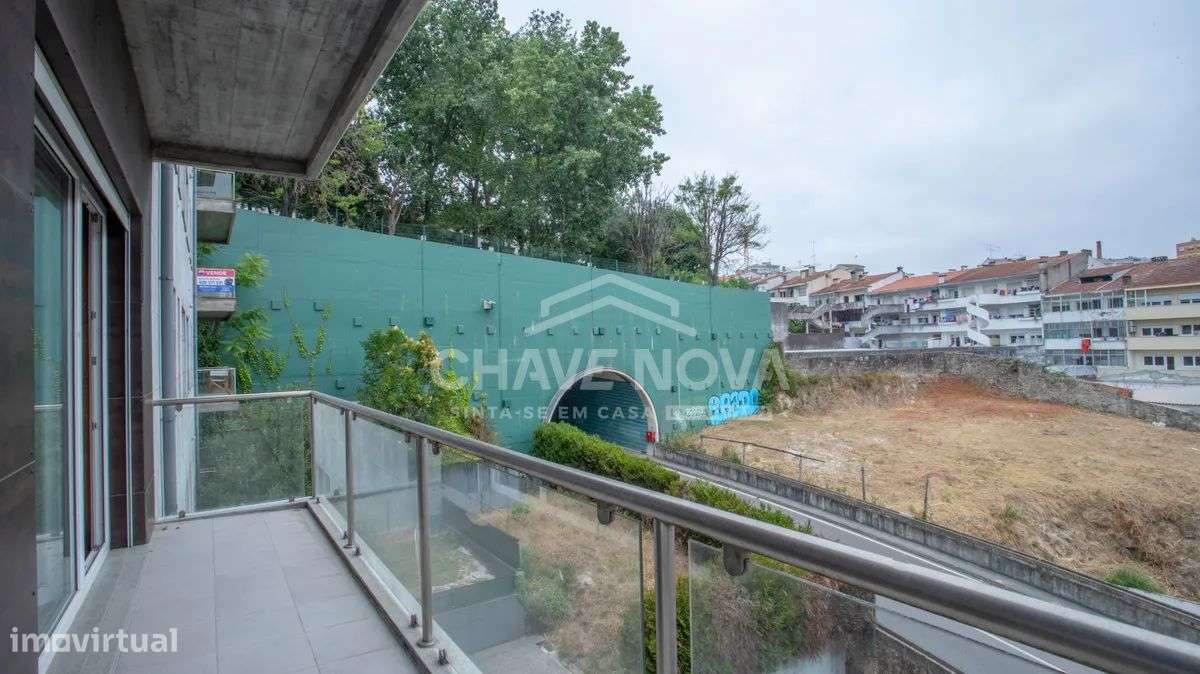 Apartamento T3 Praça das Flores - Bonfim - Porto-33