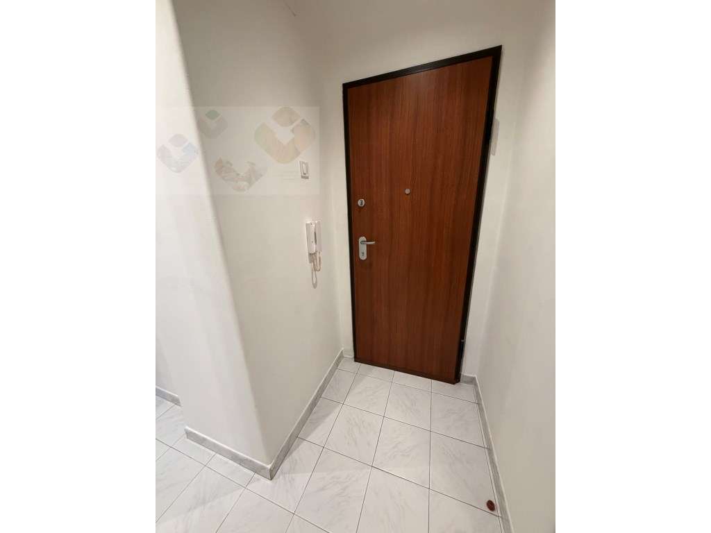 Excelente apartamento T1 na Av Pangim-12