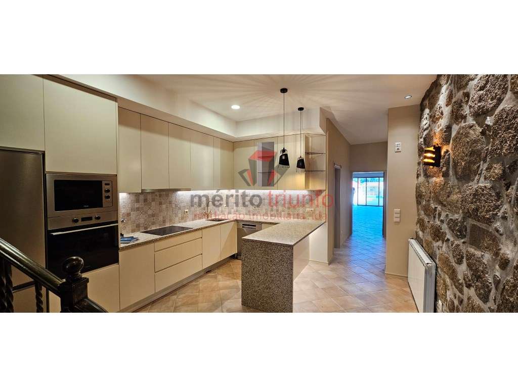 *Oferta da Escritura e Registo- Moradia Nova c/ 2 Suites - Coimbrõe... - Grande imagem: 4/60