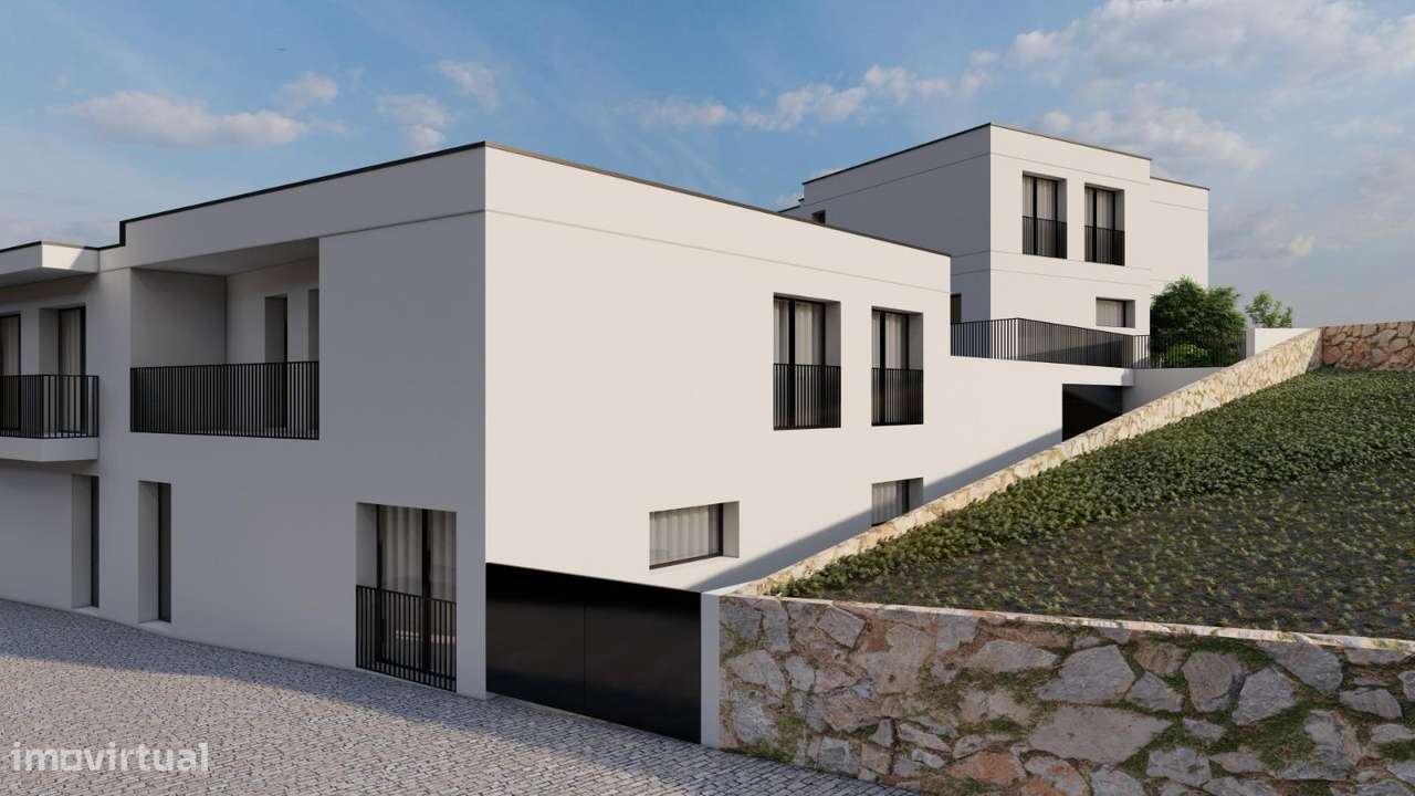 Moradia T3 com terraço, garagem e excelente localização-6