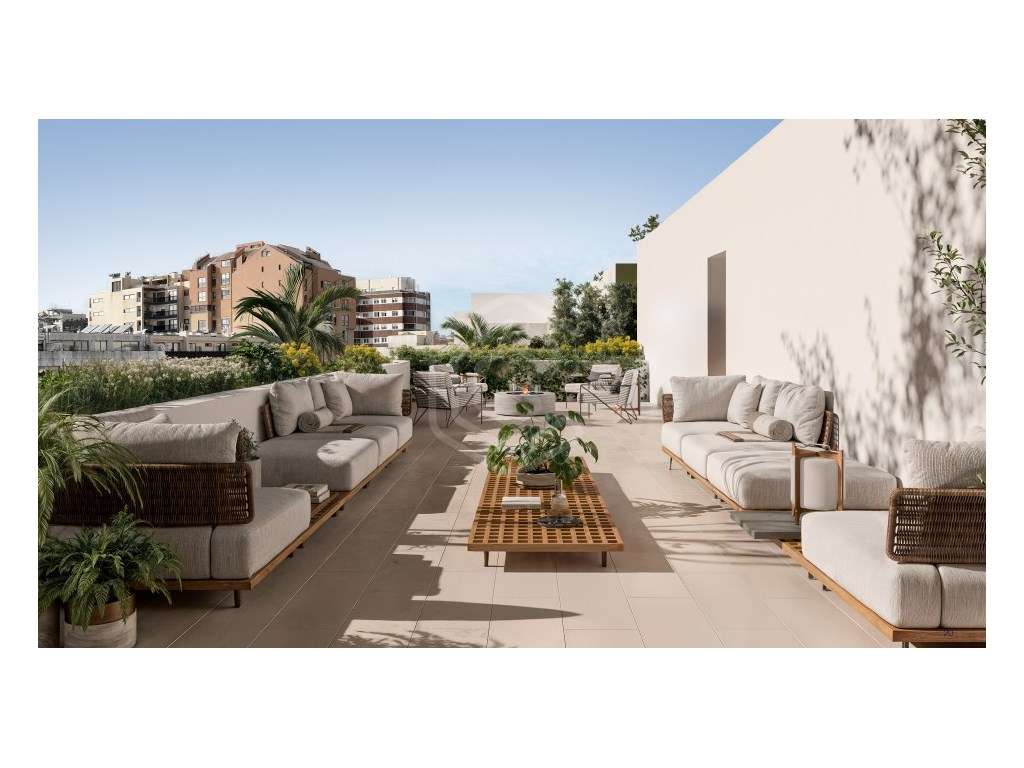 T4 no Coração de Matosinhos com Patio e 3 Lugares de Garagem - Grande imagem: 1/26