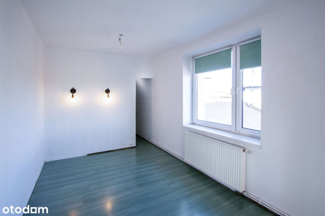 Przytulne mieszkanie typu M-4 blisko Rynku Skoczowa.-9