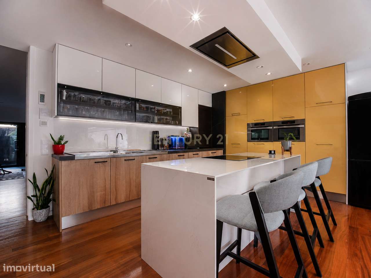 Moradia de Luxo T4, 200m da praia, garagem, jardim, Póvoa de Varzim-7