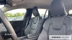 Volvo V60 Cross Country - 12