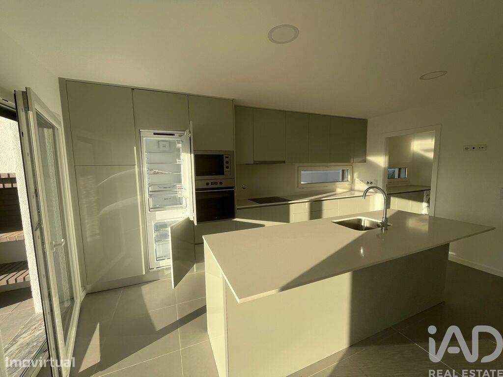 Casa / Villa T4 em Fernão Ferro de 204 m2 - Grande imagem: 4/39