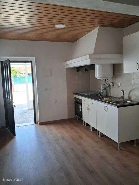 Casa em Vendas Novas - Grande imagem: 4/8