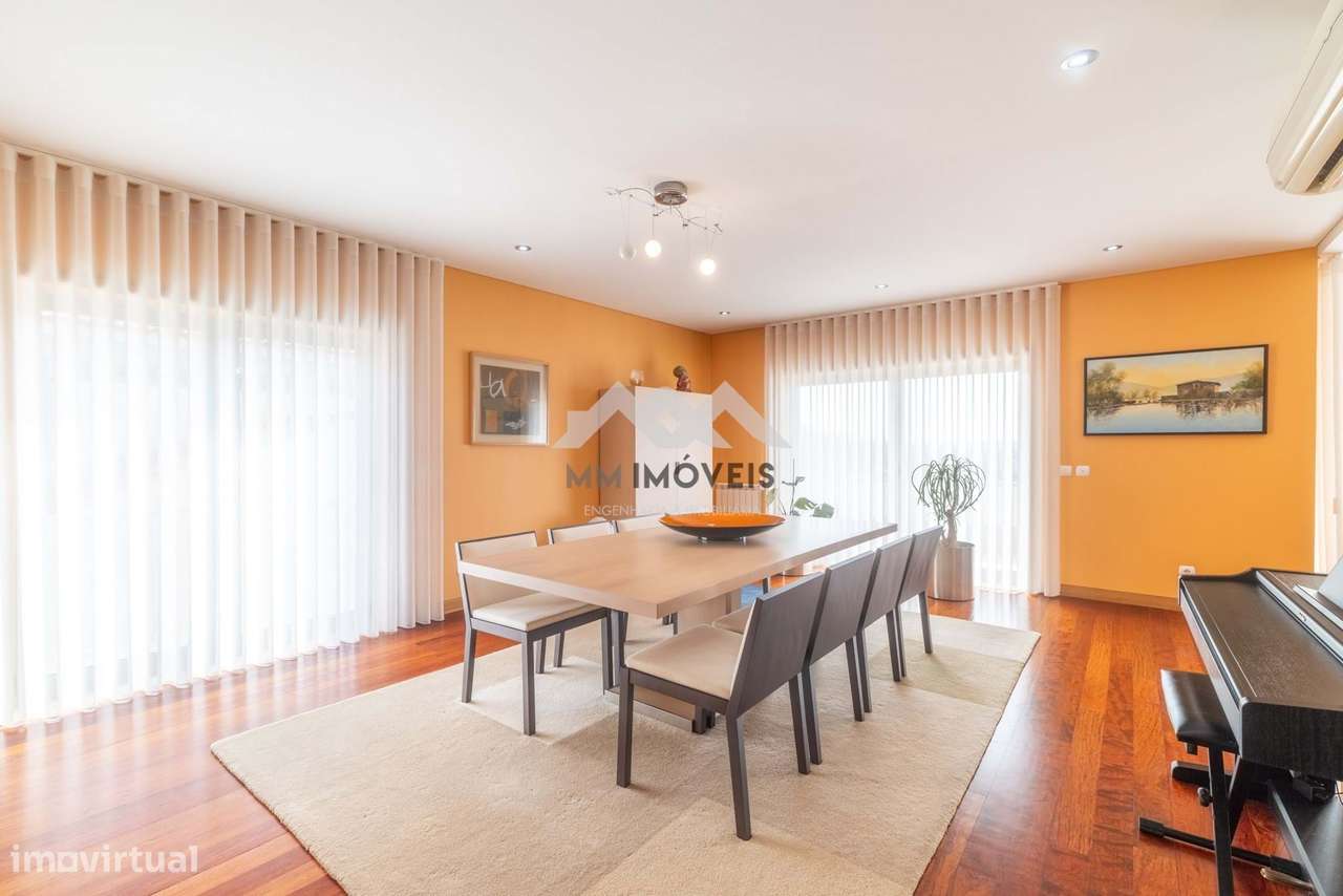 Moradia T6 | Braga | Isolada | Piscina | 1 000m2 | Terraço | Jardim |-9