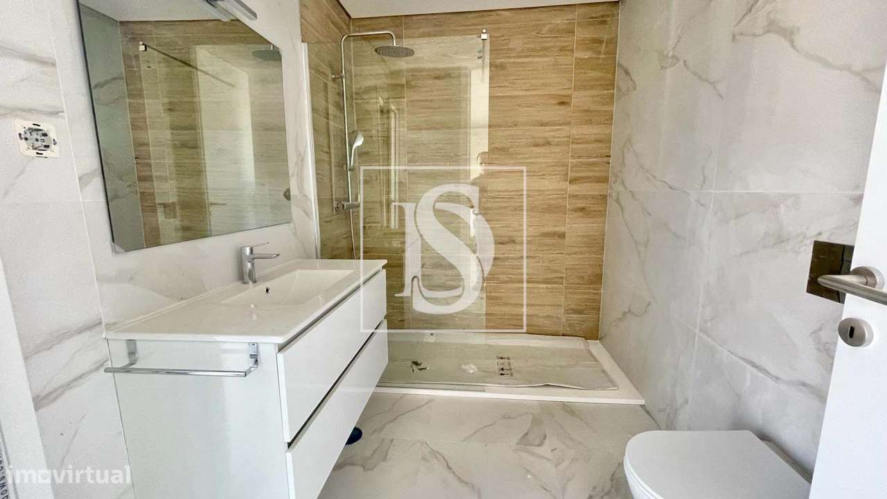 Moradia em Banda T3 em UDF de Merelim (São Pedro) e Frossos-16