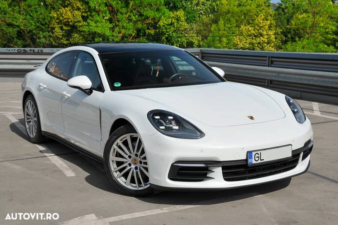 Porsche Panamera 4 Sport Turismo - 2