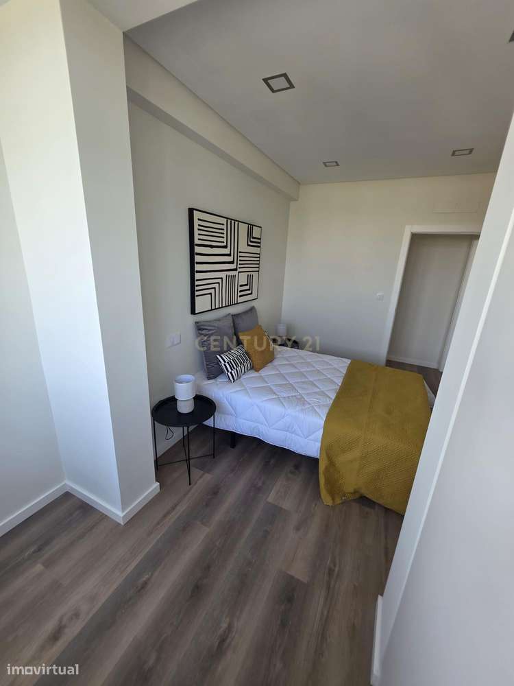 Apartamento T3 Novo em Benfica | varanda aberta | suite | 2 elevadores-19