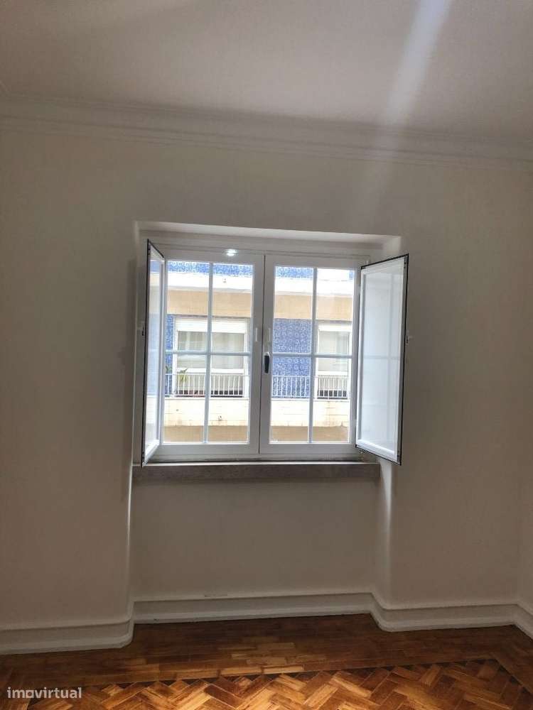 T2 com varanda na Estefania - Grande imagem: 5/12