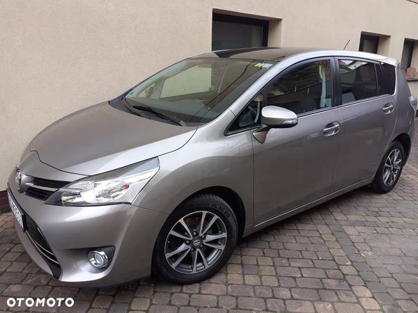 Toyota Verso 1.6 D-4D 5-Sitzer Start/Stop Comfort - 6