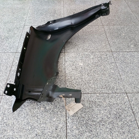 Guarda Lamas Direito Volkswagen Polo (6N2) - 4