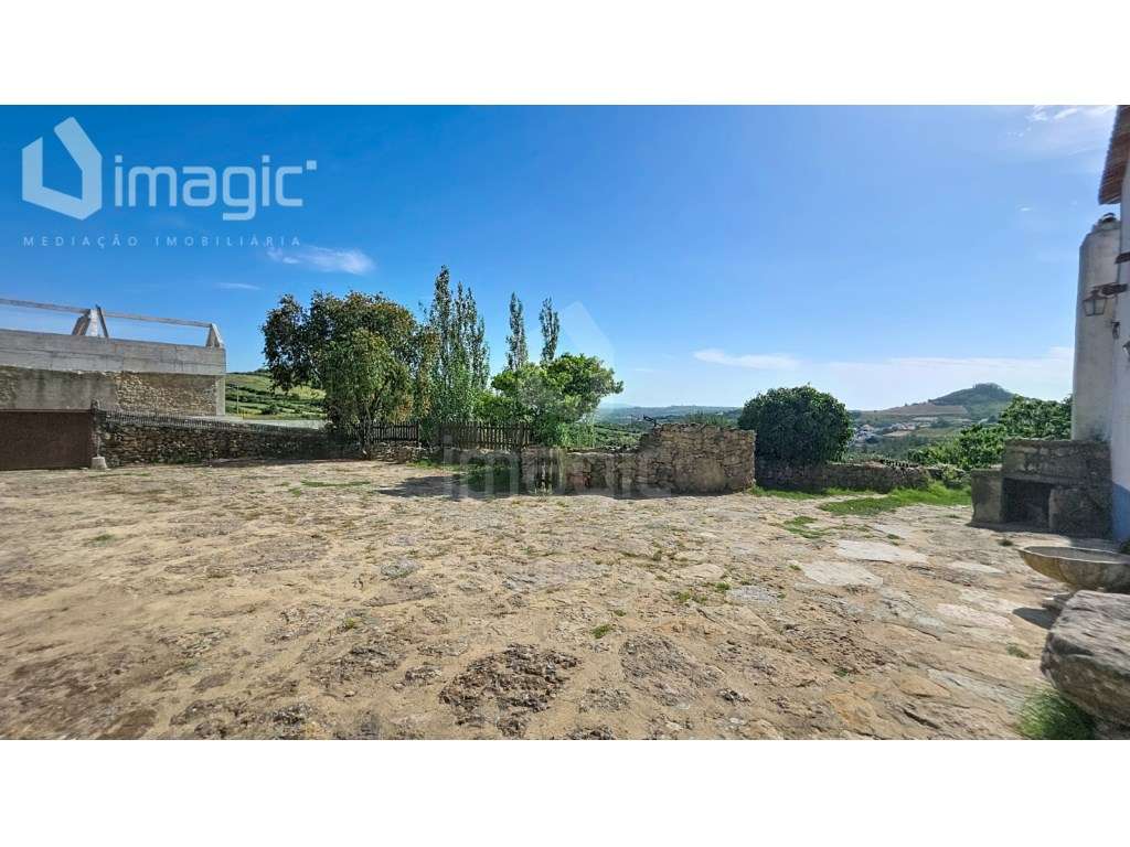 Quinta em Mafra inserida num terreno com 5,331m2.-12