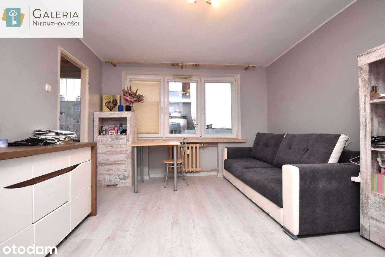 Przytulna kawalerka, I piętro, świetna lokalizacja-0