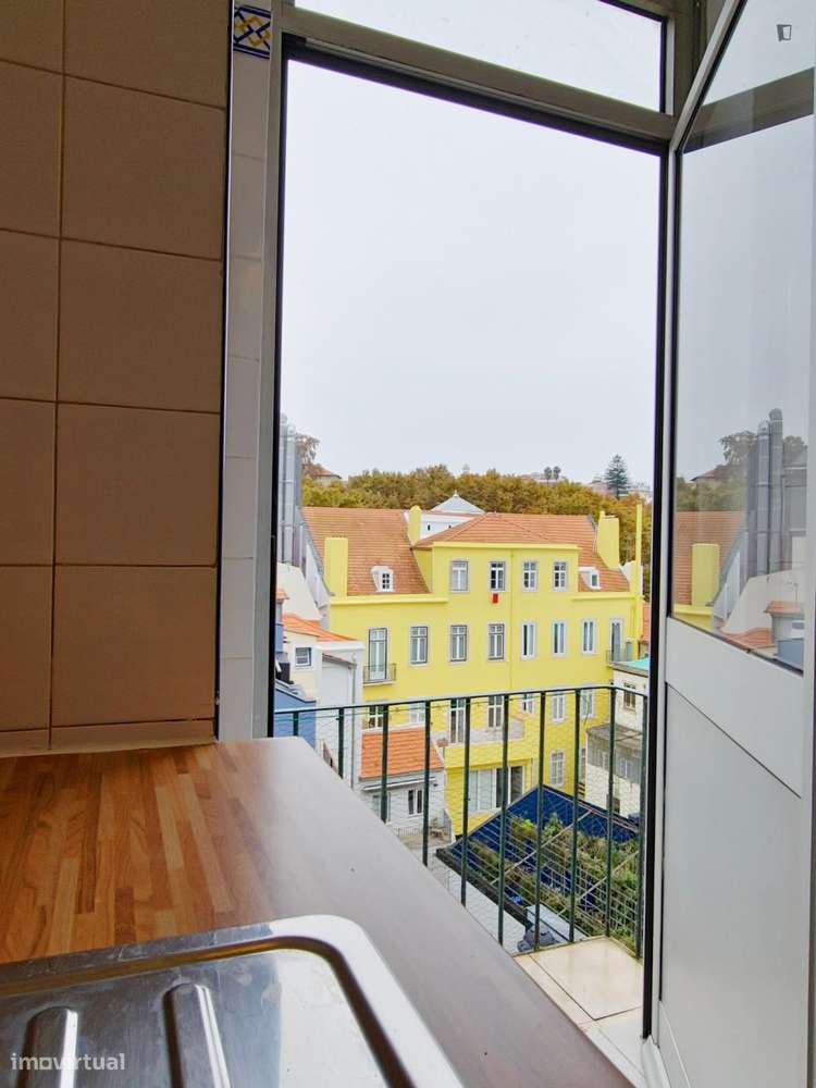 Quarto - localizado em Avenida da Liberdade Lisbon - Grande imagem: 5/7
