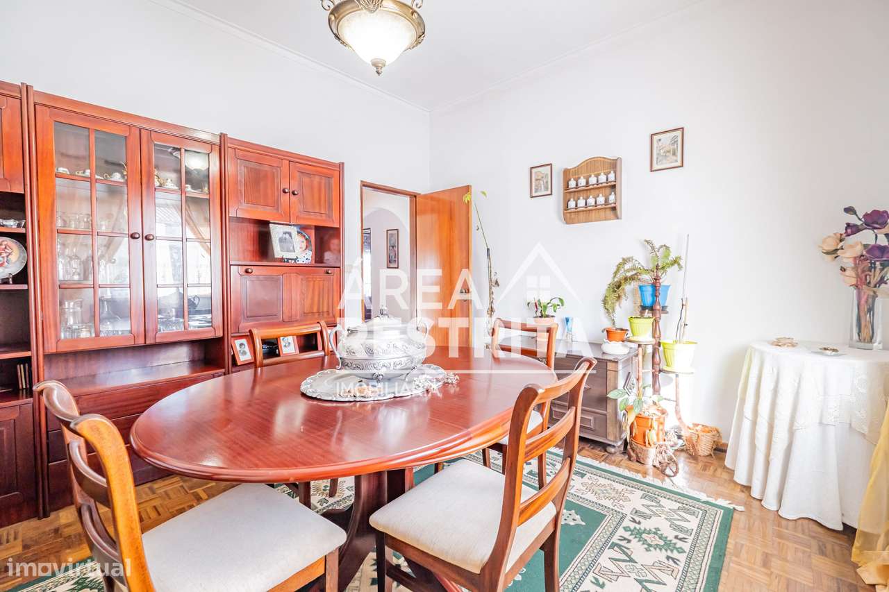 ANDAR DE MORADIA T3 com quintal, em Vale Milhaços - Grande imagem: 4/27