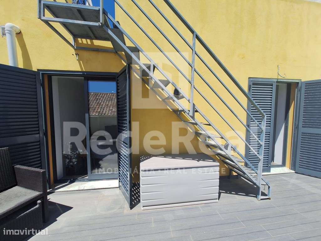 Moradia T4 com Vista Deslumbrante na Zona Histórica de Faro-53