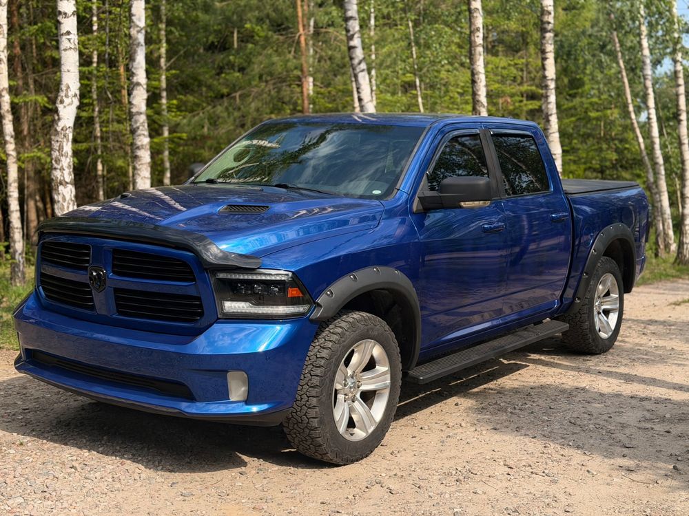 Dodge RAM 5.7 4x4 2015