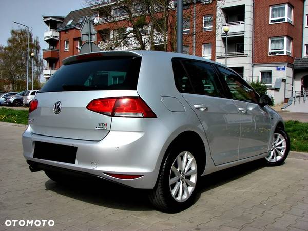 Volkswagen Golf 1.6 TDI BlueMotion Technology Lounge - 17