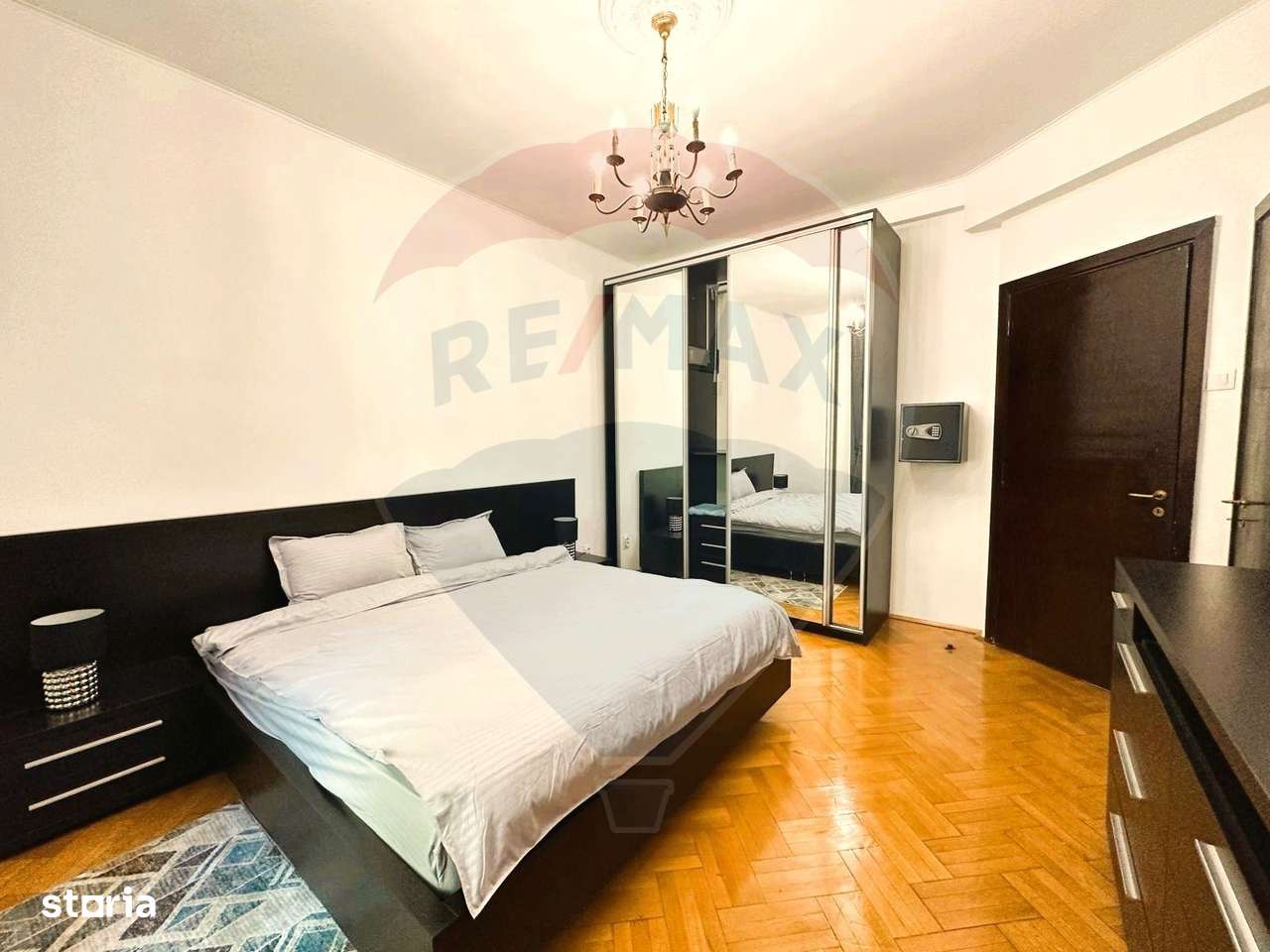 Apartament închiriere în București, Piața Universității, 107 mp - Imagine principală: 2/13