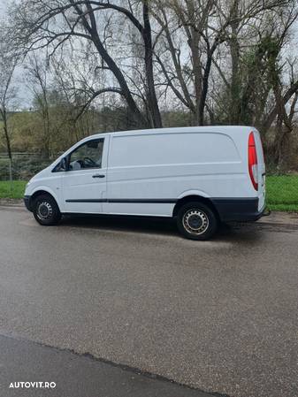 Mercedes-Benz Vito 110 CDI Extralang Mixto - 2