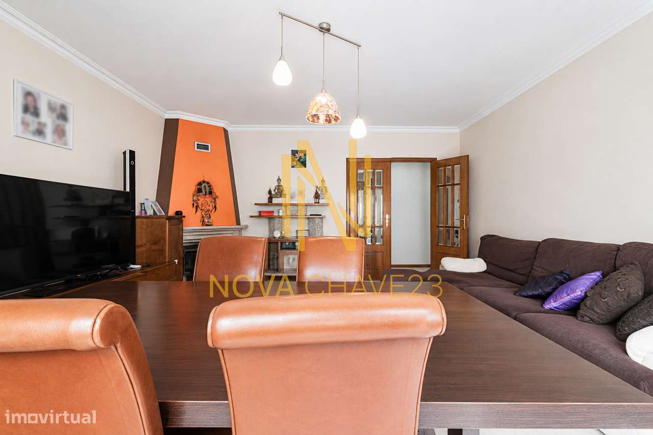 Apartamento T2 com Suíte remodelado nas Campinas – 117,75 m²-11