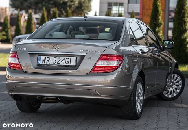 Mercedes-Benz Klasa C 180 Kompressor Elegance - 15